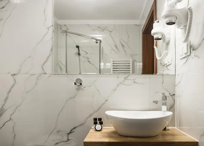 Stella & فندق Chłapowo